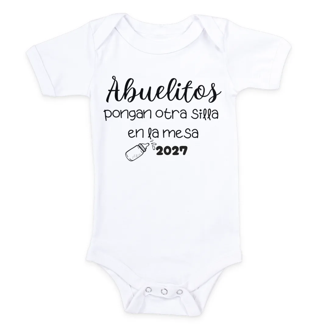 Abuelitos, pongan otra silla